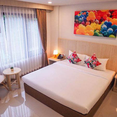 Malee Hotel Chiang Mai Ngoại thất bức ảnh