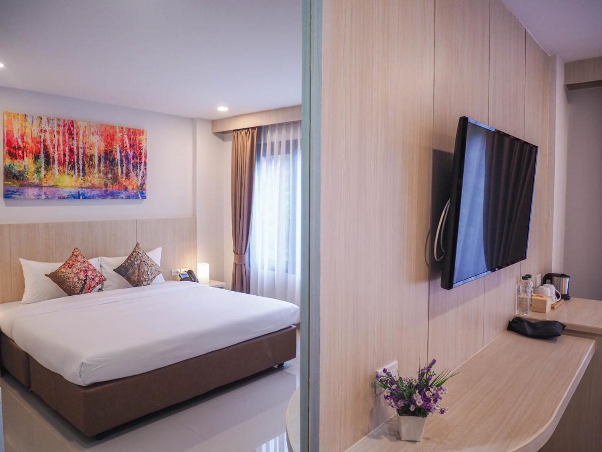 Malee Hotel Chiang Mai Ngoại thất bức ảnh