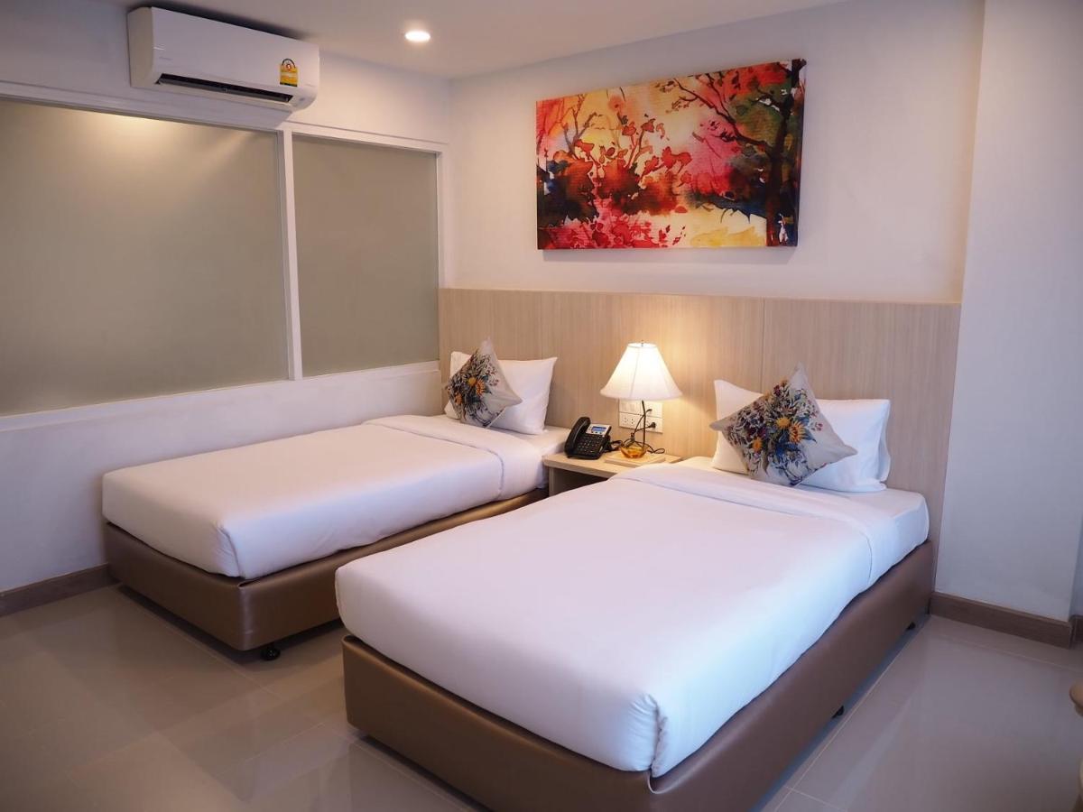 Malee Hotel Chiang Mai Ngoại thất bức ảnh