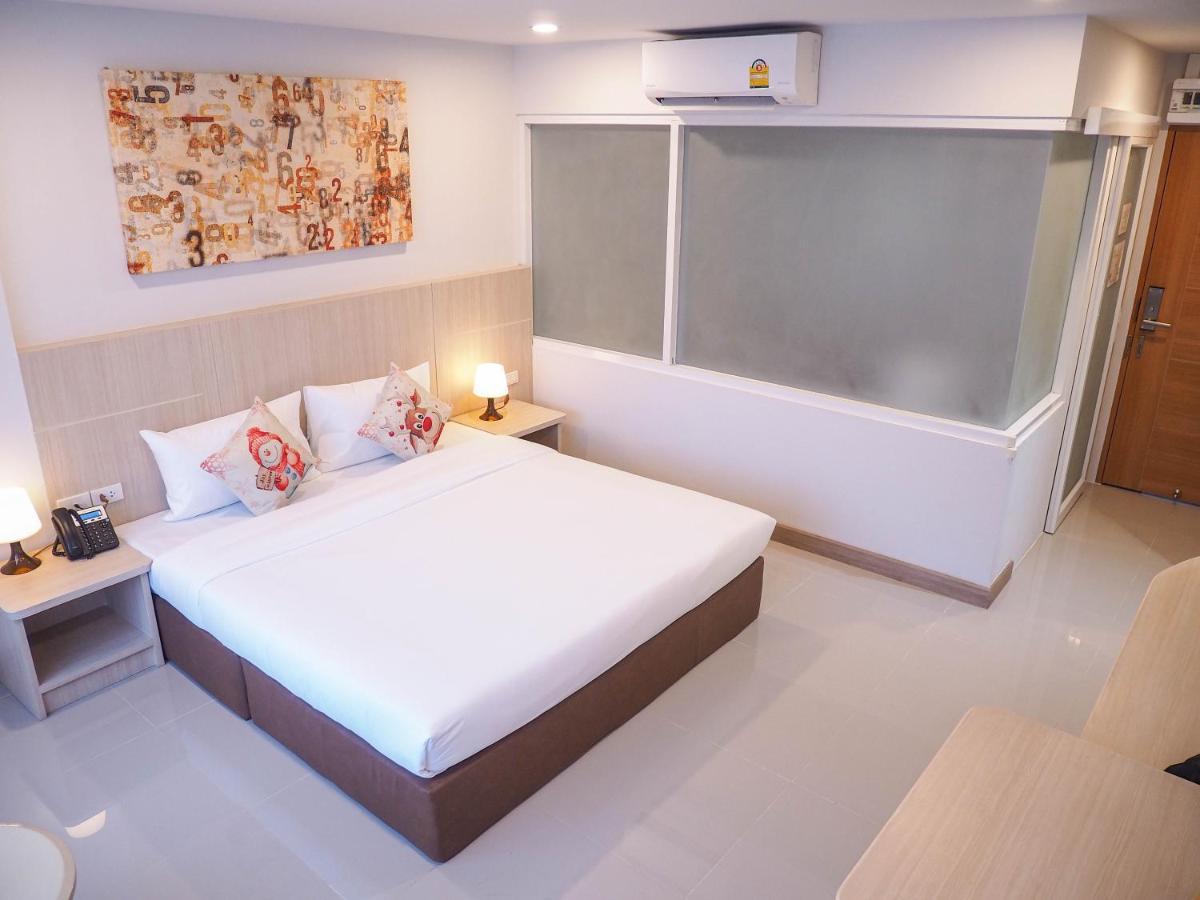 Malee Hotel Chiang Mai Ngoại thất bức ảnh