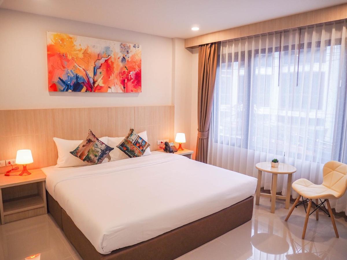 Malee Hotel Chiang Mai Ngoại thất bức ảnh