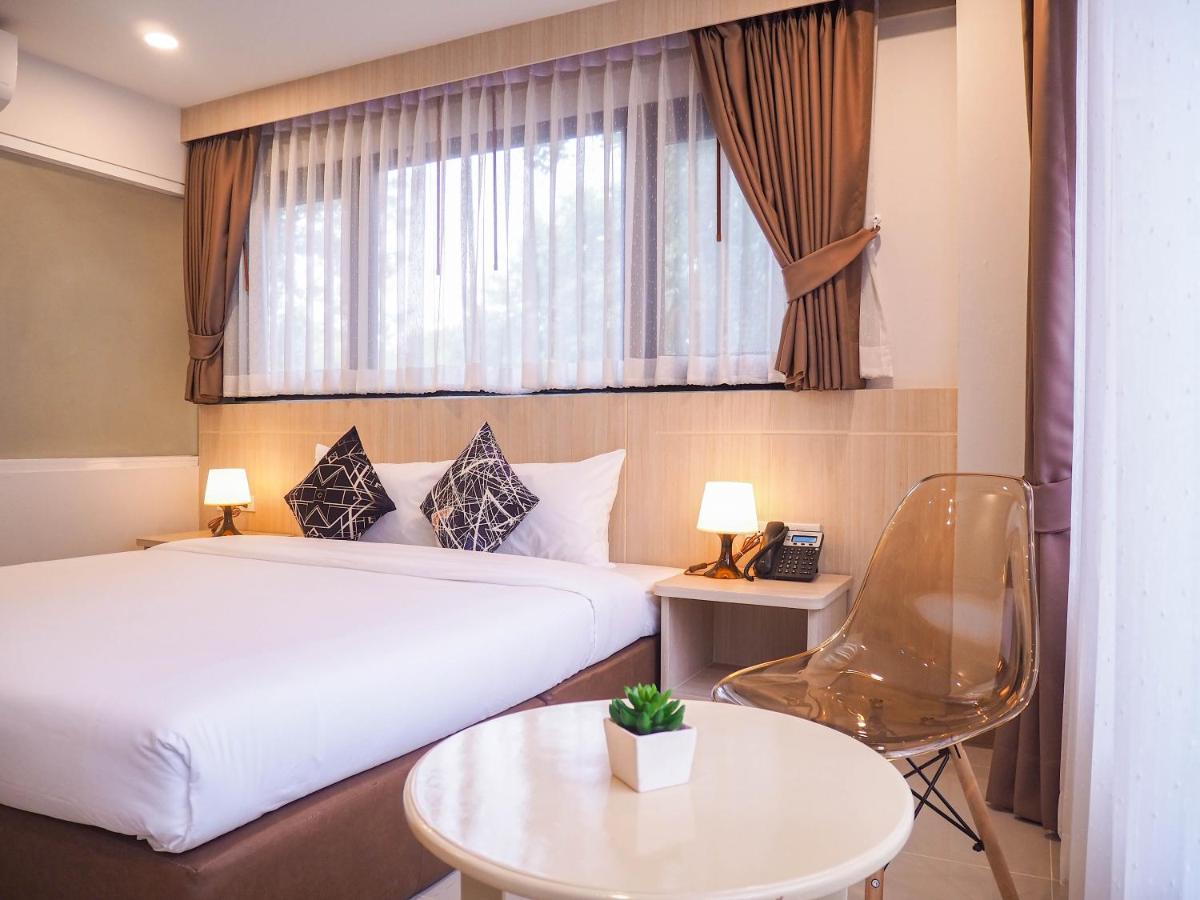 Malee Hotel Chiang Mai Ngoại thất bức ảnh