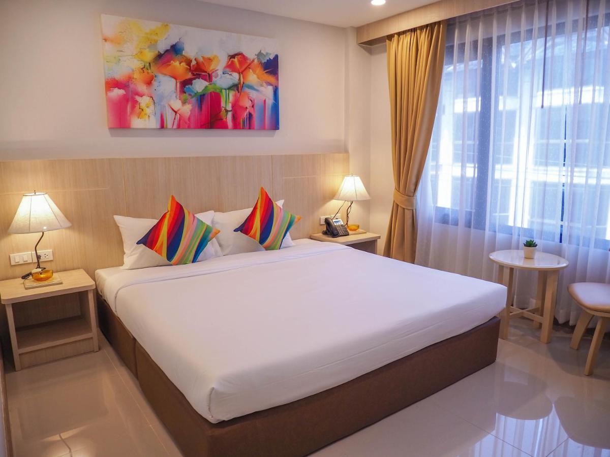 Malee Hotel Chiang Mai Ngoại thất bức ảnh