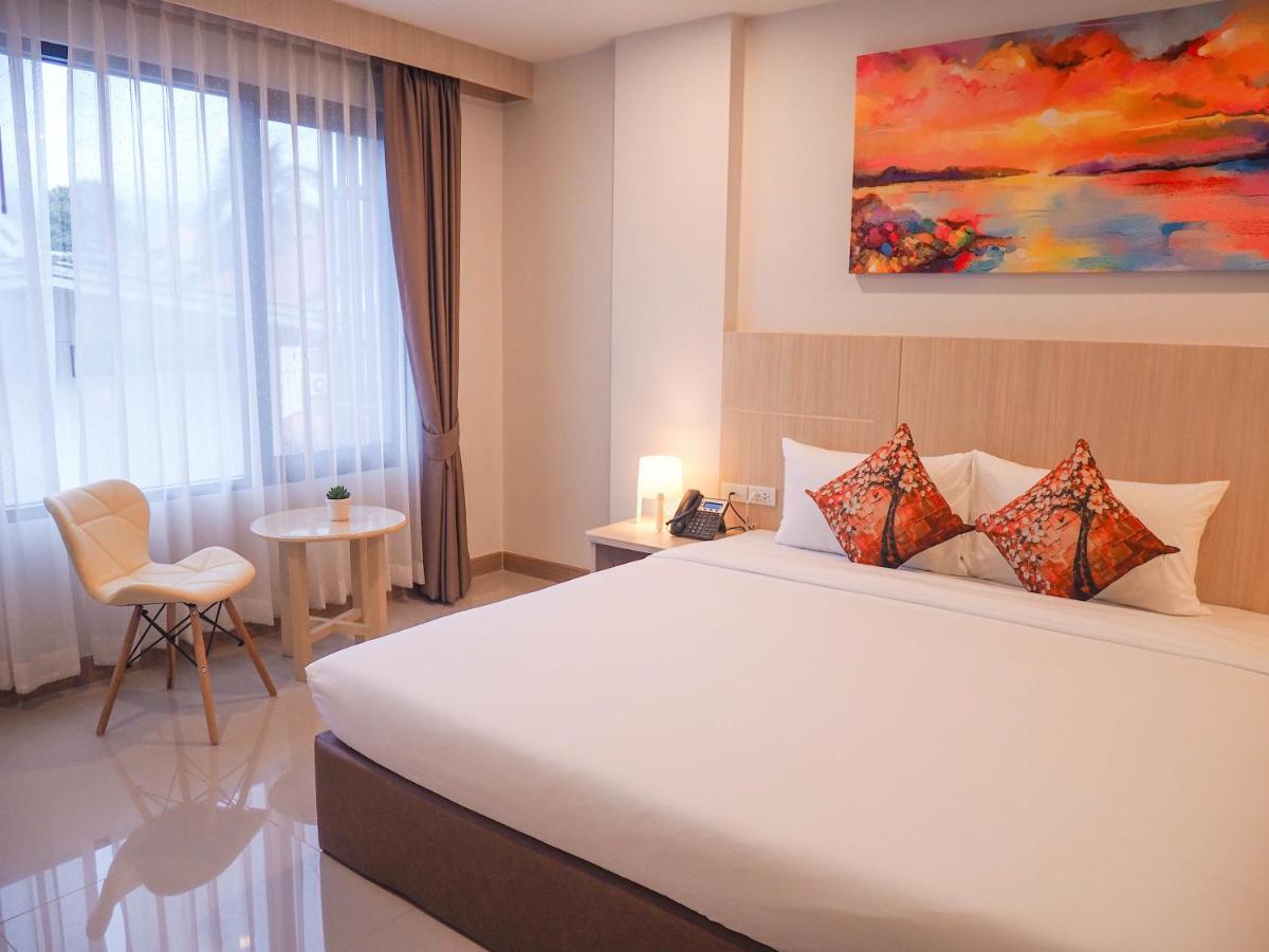 Malee Hotel Chiang Mai Ngoại thất bức ảnh