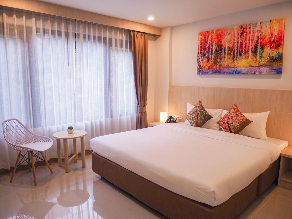 Malee Hotel Chiang Mai Ngoại thất bức ảnh