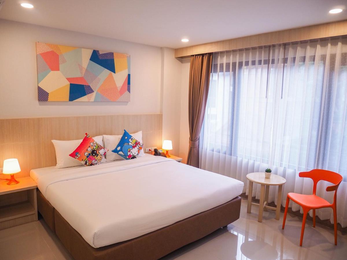 Malee Hotel Chiang Mai Ngoại thất bức ảnh