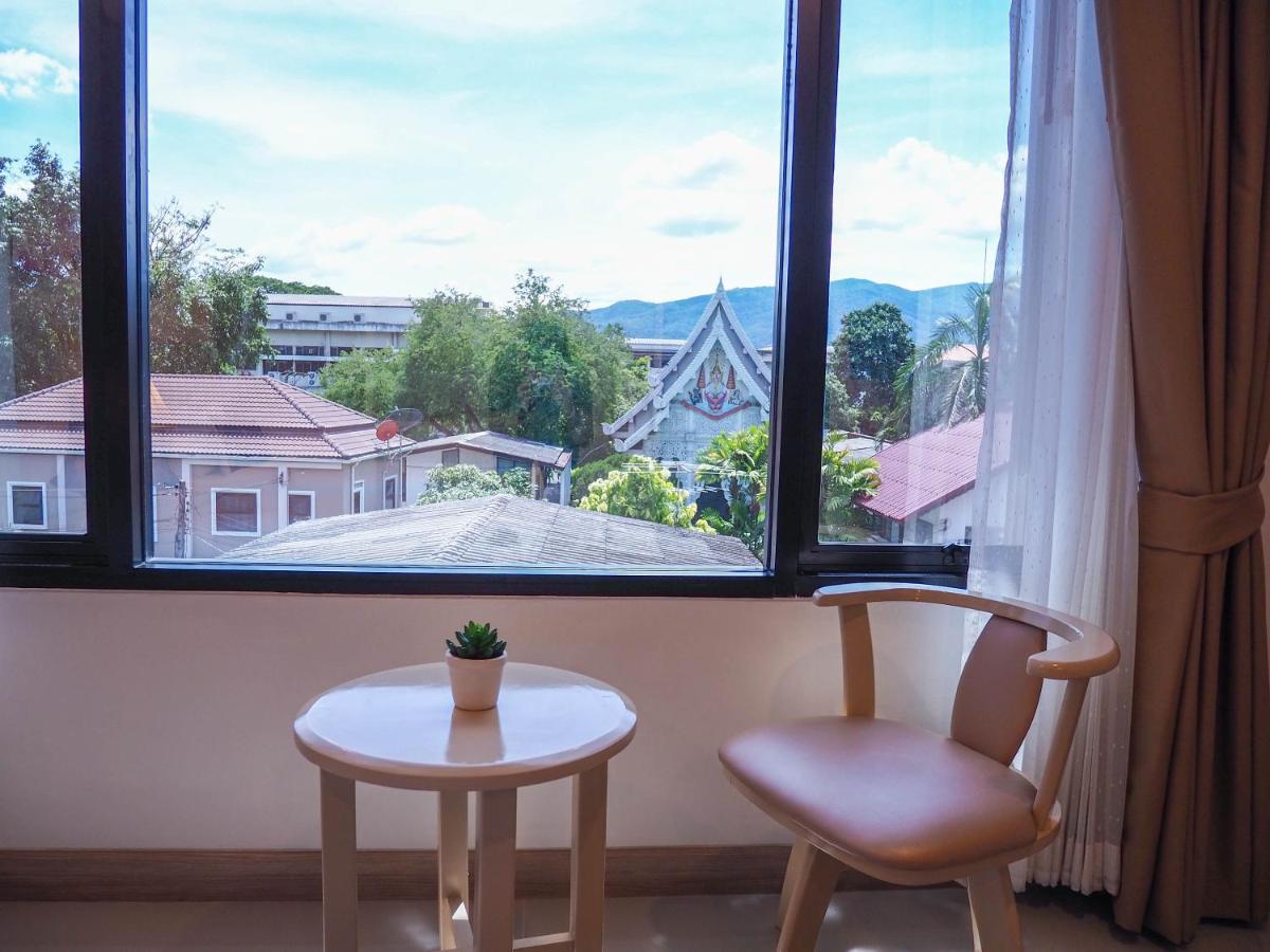 Malee Hotel Chiang Mai Ngoại thất bức ảnh