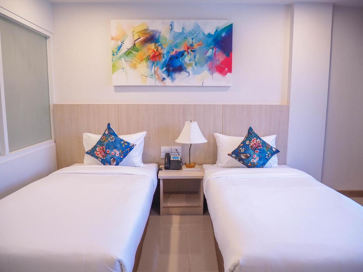 Malee Hotel Chiang Mai Ngoại thất bức ảnh