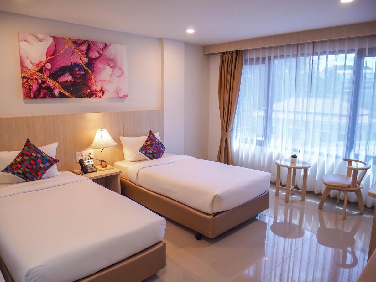 Malee Hotel Chiang Mai Ngoại thất bức ảnh