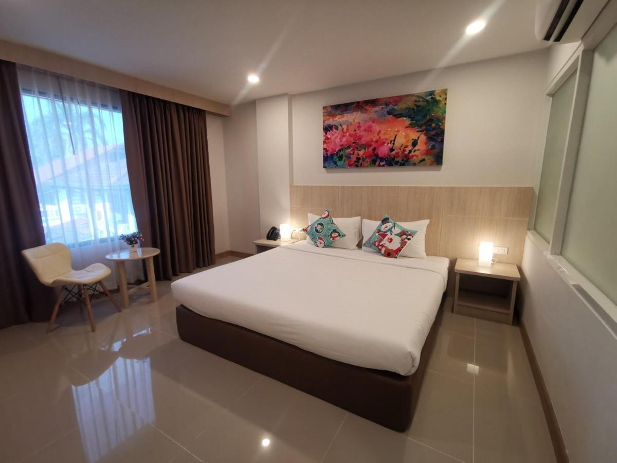 Malee Hotel Chiang Mai Ngoại thất bức ảnh