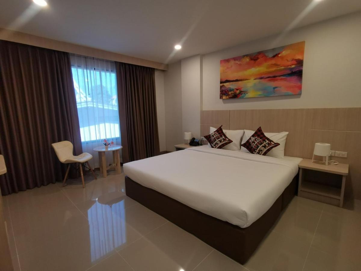 Malee Hotel Chiang Mai Ngoại thất bức ảnh