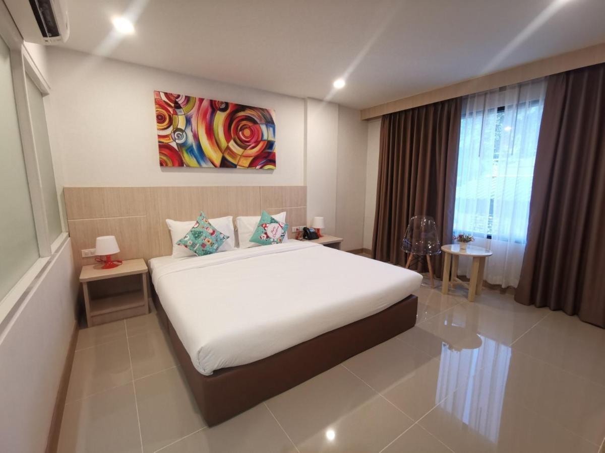 Malee Hotel Chiang Mai Ngoại thất bức ảnh